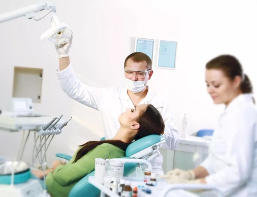 Стоматология Versailles Dental Clinic  в  Дубаи