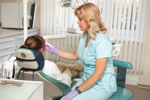 Стоматология Versailles Dental Clinic в Дубаи: Лечение Зуба, Доктор, Стоматолог, Здоровье,