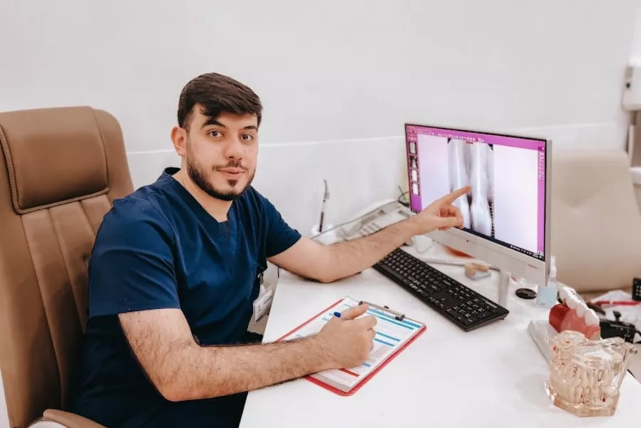 Медицинская клиника Lookswoow Aesthetics в Дубаи: Больница 🏥 , Медицина , Медицинский центр , Клиника, Врач, Доктор , Пациент , Следить за здоровьем,