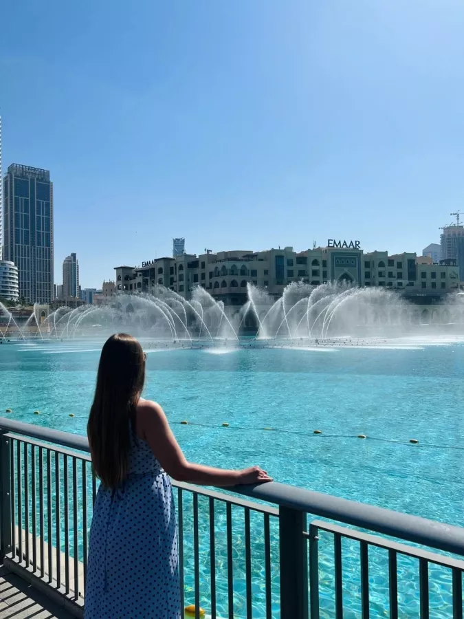 Дубайский фонтан в Дубаи: Water, Fountain, Зрелища, Фонтан, Возле воды, Show,