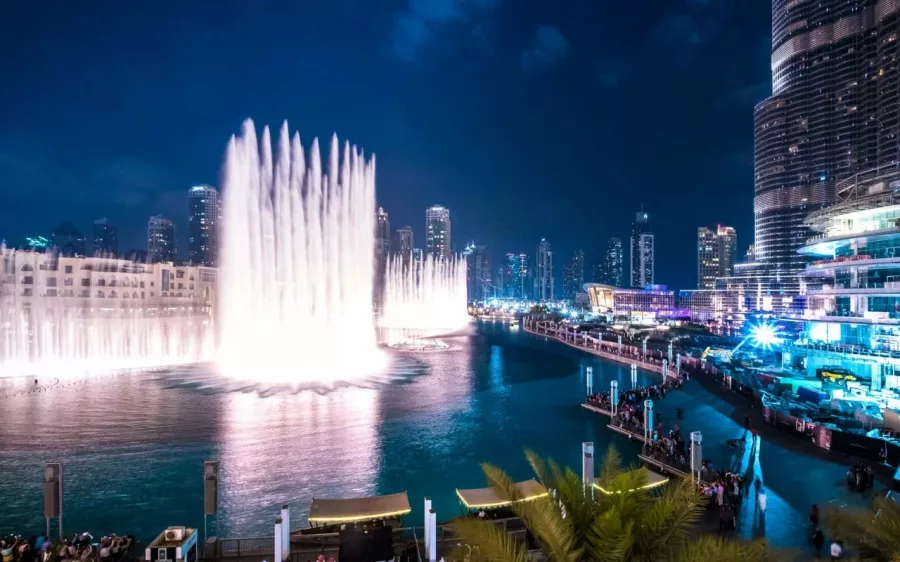 Дубайский фонтан в Дубаи: Water, Fountain, Зрелища, Фонтан, Возле воды, Show,
