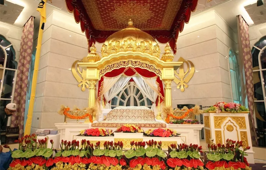 Религиозная достопримечательность Guru Nanak Darbar Sikh Temple в Дубаи: Отдых, Храм,