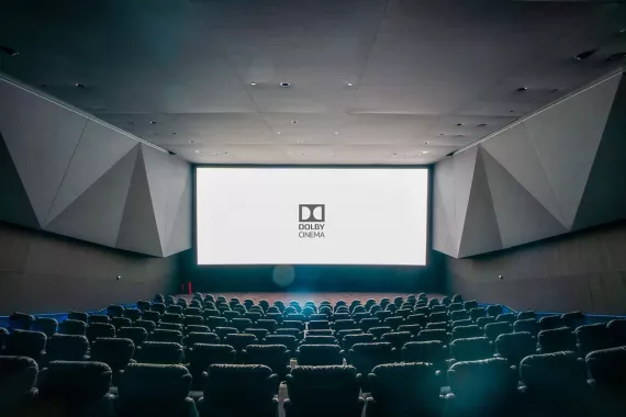 Кинотеатр "Reel Cinemas"