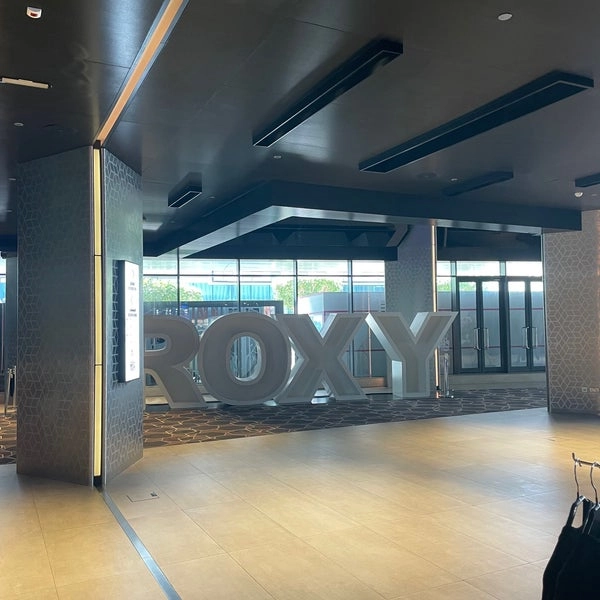 Кинотеатр Roxy Cinemas Dubai Hills в Дубаи: Кинематограф, Кино, Film, Кинотеатр, Фильм, Cinema,