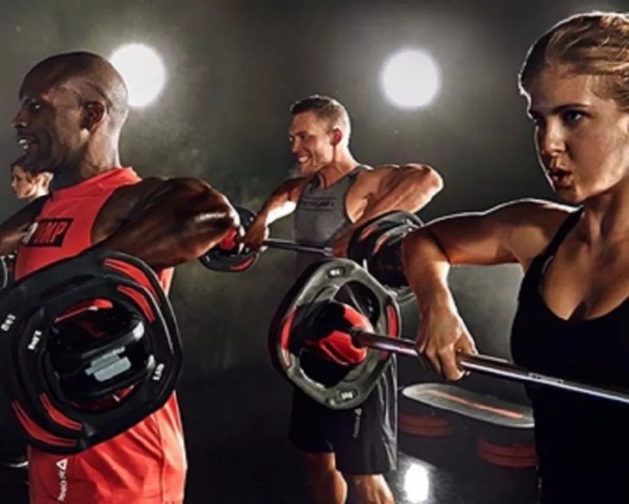 Фитнес клуб с бассейном Fresh fitness На Дзержинского в Ставрополе: Фитнес , Бассейн , Спортивный клуб , Плавание, Кроссфит , Тренажёрный зал , Тренировки , Следить за здоровьем, Развиваться,