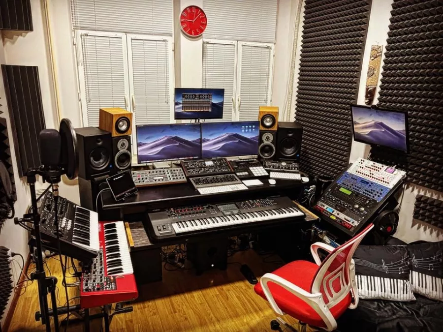 Студия звукозаписи SonusRecordings в Ереване: Звукозапись, Сведение и Мастеринг , Создание Музыкальной Композиции, Тюнинг Вокала, Аранжировки, Рекламные Джинглы,