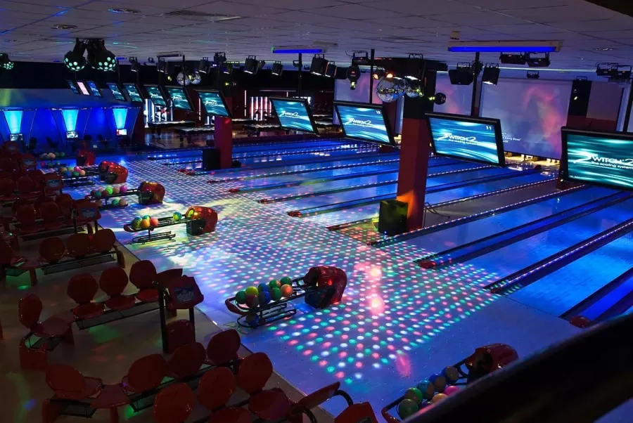Боулинг-клуб Switch Bowling в Дубаи: Боулинг, Игра, Game, Веселье, Funny, Bowling,