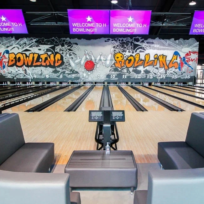Боулинг-клуб H Bowling Center в Дубаи: Боулинг, Игра, Game, Веселье, Funny, Bowling,