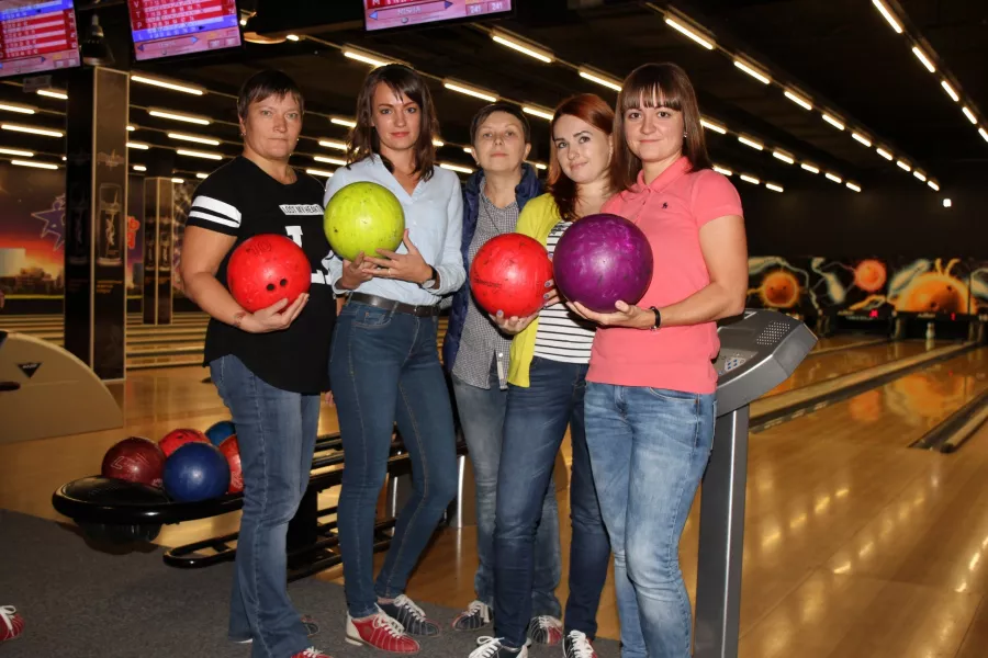 Боулинг-клуб Yalla Bowling на Sheikh Mohammad Bin Zayed Road в Дубаи: Боулинг, Игра, Game, Веселье, Funny, Bowling,