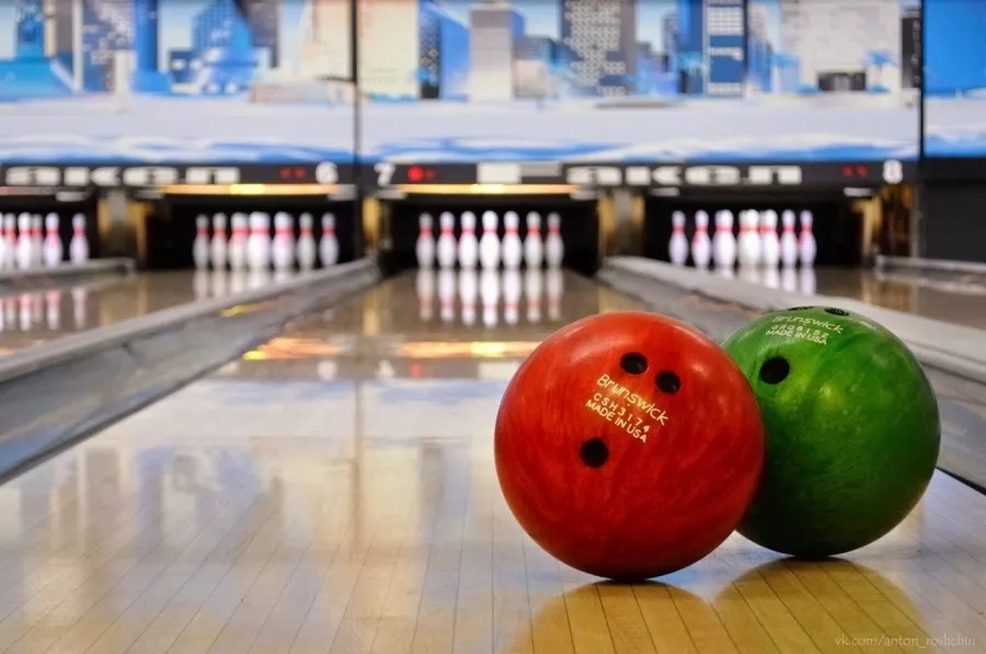 Боулинг-клуб Cosmic Bowling в Дубаи: Боулинг, Игра, Game, Веселье, Funny, Bowling,