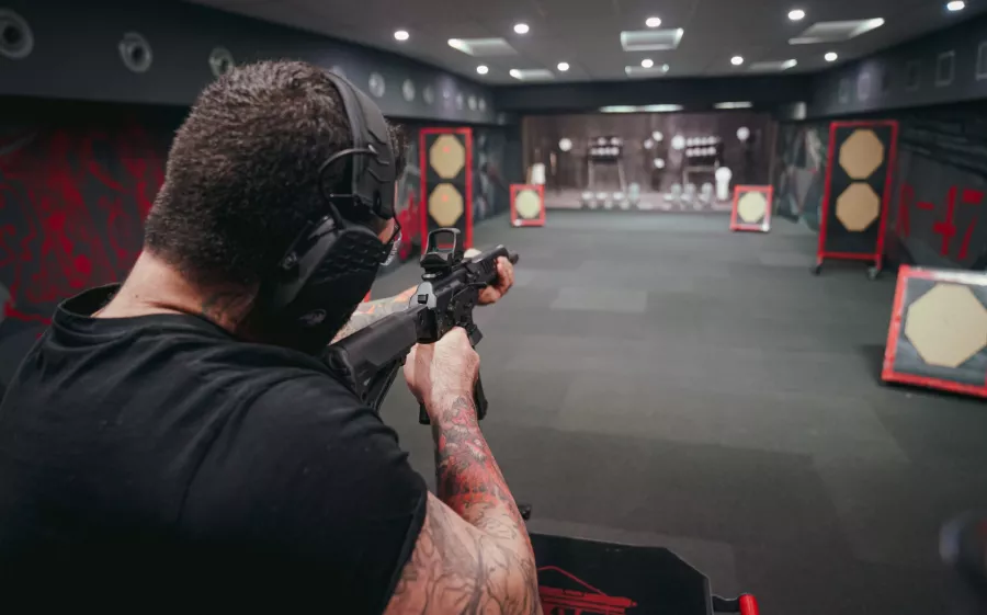 Стрелковый клуб Emirates Shooting Equipment Repairing Workshop в Дубаи: Тир, Стрелковый клуб, Game, Игра, Shooting Range, Shooting,