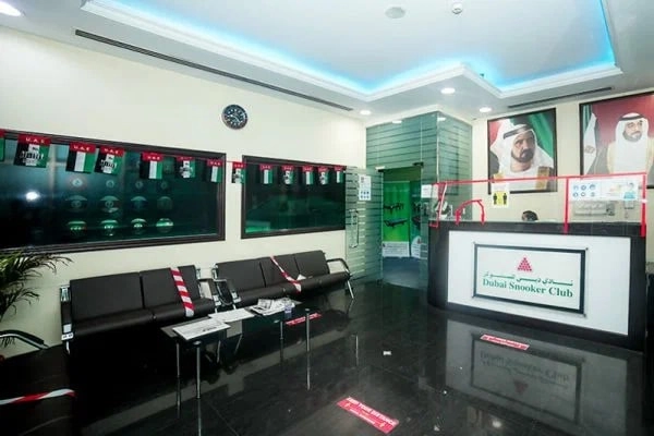 Бильярдный клуб Dubai Snooker Club в Дубаи: Бильярд, Игра, Game, Веселье, Funny, Компания,