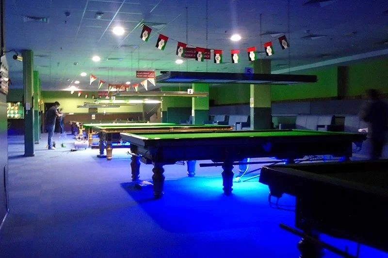 Бильярдный клуб Dubai Snooker Club в Дубаи: Бильярд, Игра, Game, Веселье, Funny, Компания,