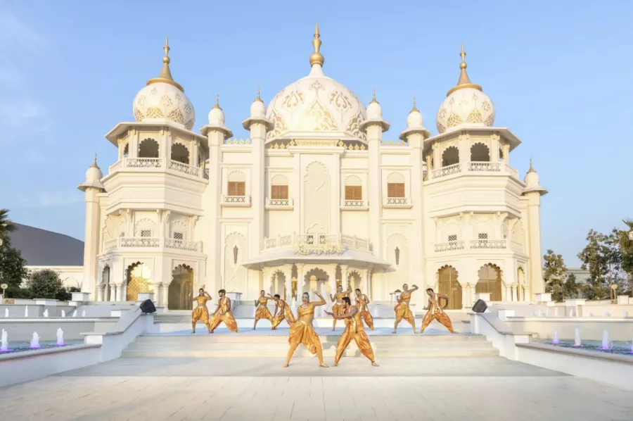 Тематический парк Bollywood Parks в Дубаи: Чилим, Для детей, Тематический парк, Кино, Сувенирные магазины, Индийское кино, Всей семьей,