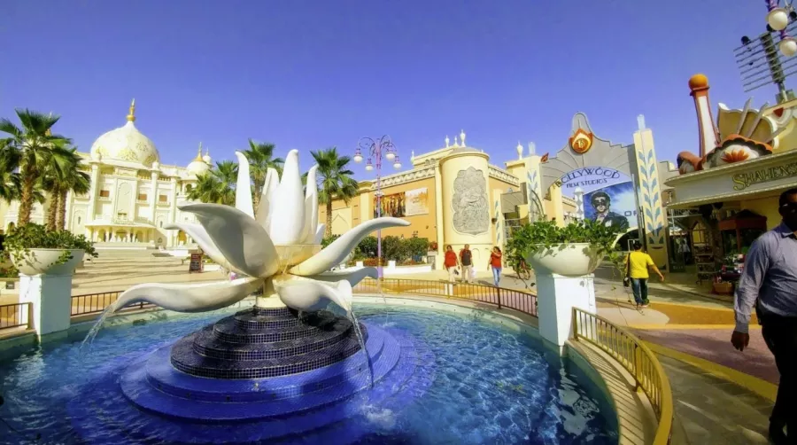 Тематический парк Bollywood Parks в Дубаи: Чилим, Для детей, Тематический парк, Кино, Сувенирные магазины, Индийское кино, Всей семьей,