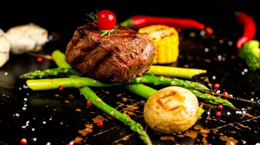 Ресторан Шереп в Ереване: Ресторан, Открытая кухня, Алкоголь, Вкусно поесть, Кейтеринг, Мультинациональная кухня, Гастрономия, Сет-меню, Еда на вынос, Кулинарные бои,