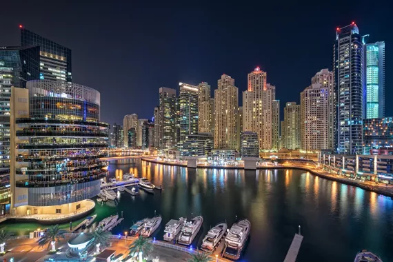 Городской пляж "Dubai Marina beach"