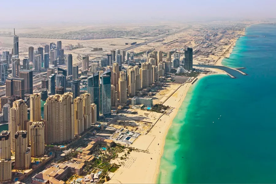 Городской пляж Dubai Marina beach в Дубаи: Пляж, Бесплатный Пляж, Пляжный Спорт, Пляжные Кафе, Пляж для Семьи, Пляжный Ресторан, Песчаный Пляж, Пляжные Развлечения, Пляжный Отдых,