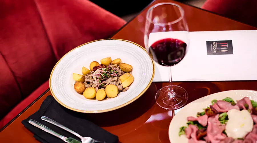 Ресторан Сизнс в Ереване: Ресторан, Европейская кухня, Вкусно поесть, Морепродукты, Оригинальная подача, Живая музыка, Интересное меню,