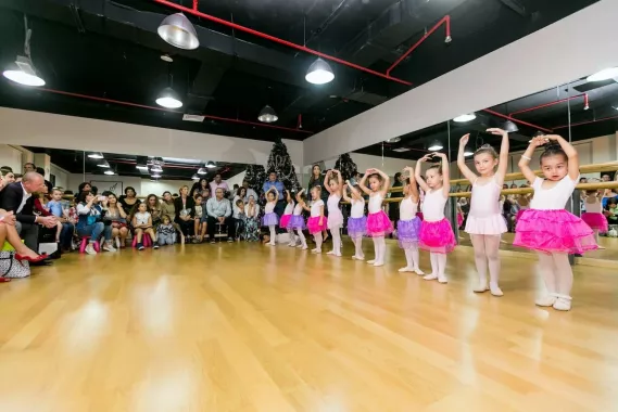 Школа танцев"Enana Ballet Dubai"