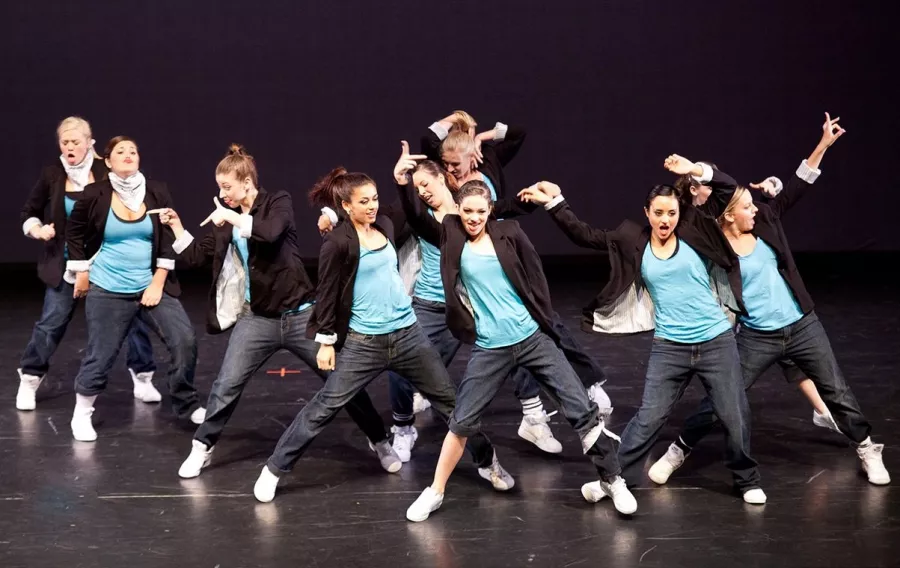 Школа танцев Bodied Dubai в Дубаи: Хореография, Dance, Танцы, Choreography, Школа танцев, Современный танец,