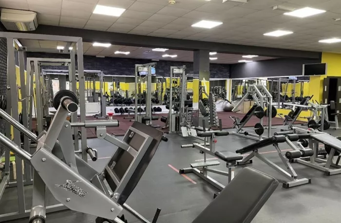 Фитнес клуб "100 пудов"