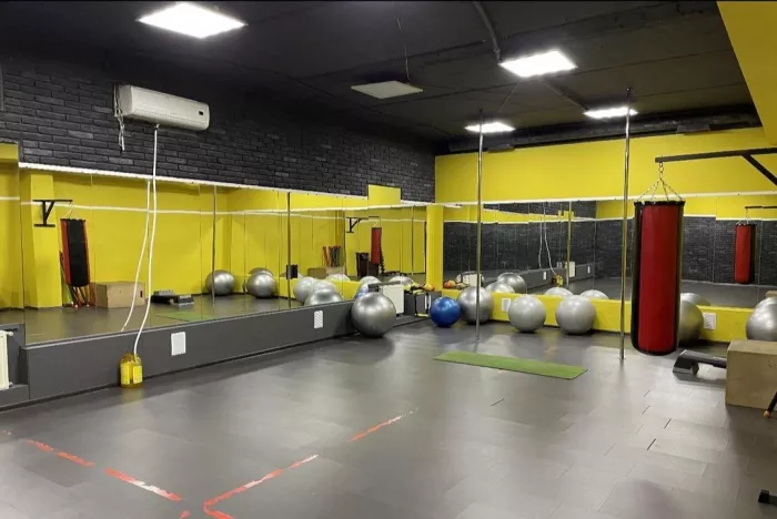 Фитнес клуб "100 пудов"