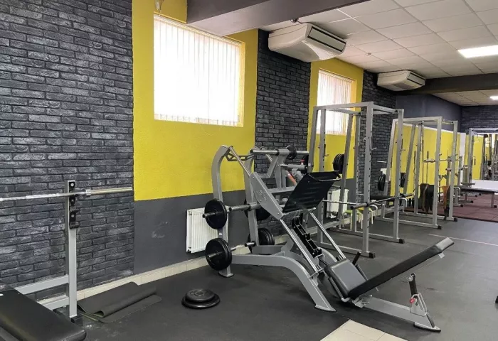 Фитнес клуб "100 пудов"