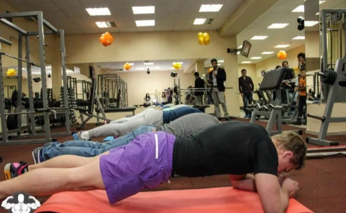 Фитнес клуб "100 пудов"