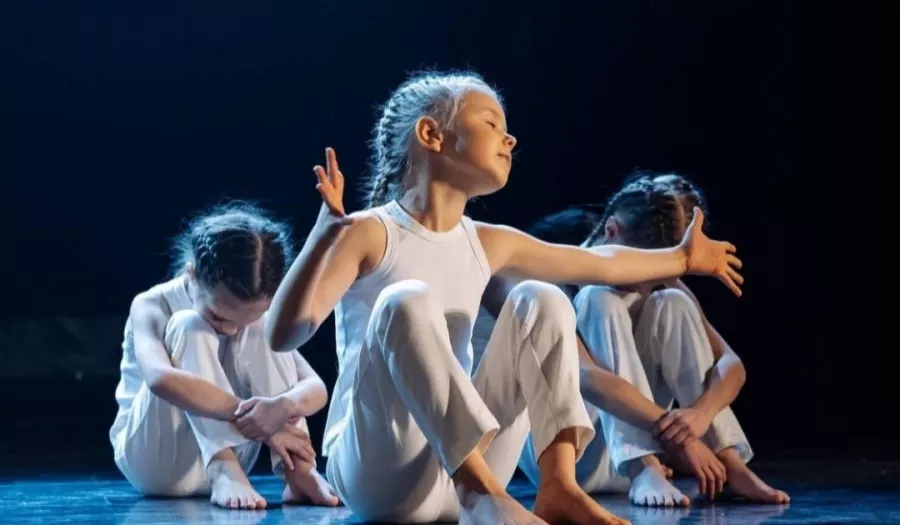 Школа танца и растяжки Vozdyx.danse в Ставрополе: Растяжка , Танцы, Контемп, Танцевальная группа, Концерты, Танцор, Развиваться,