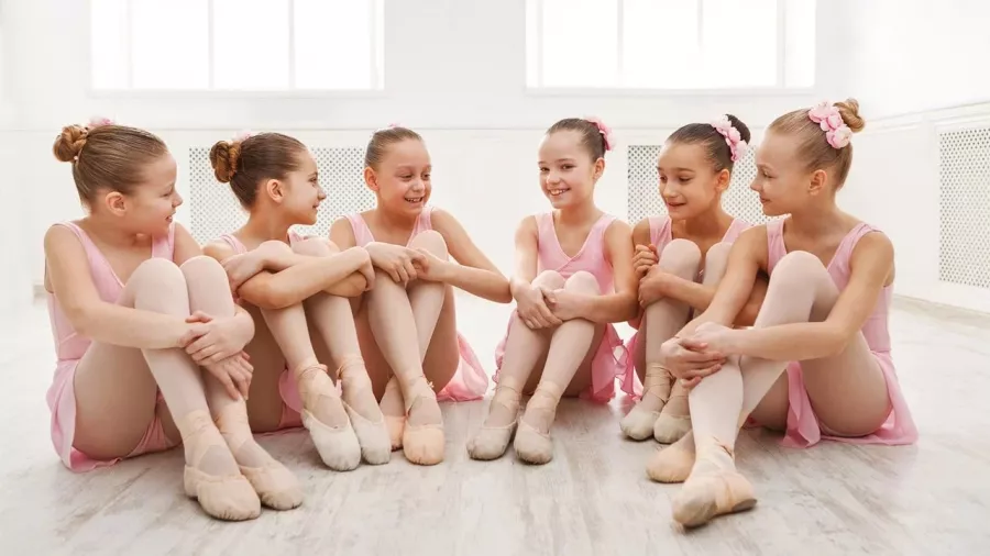 Школа танцев Melodica Music Center в Дубаи: Хореография, Dance, Танцы, Choreography, Школа танцев, Балет,