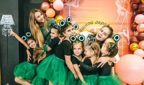 Студия воздушной гимнастики и растяжки FlyDream  в  Ставрополе