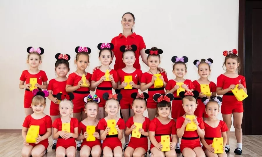 Школа танца и акробатики DStars в Ставрополе: Акробатика , Танцы , Детский танец , Гибкость , Шпагат , Растяжка ,