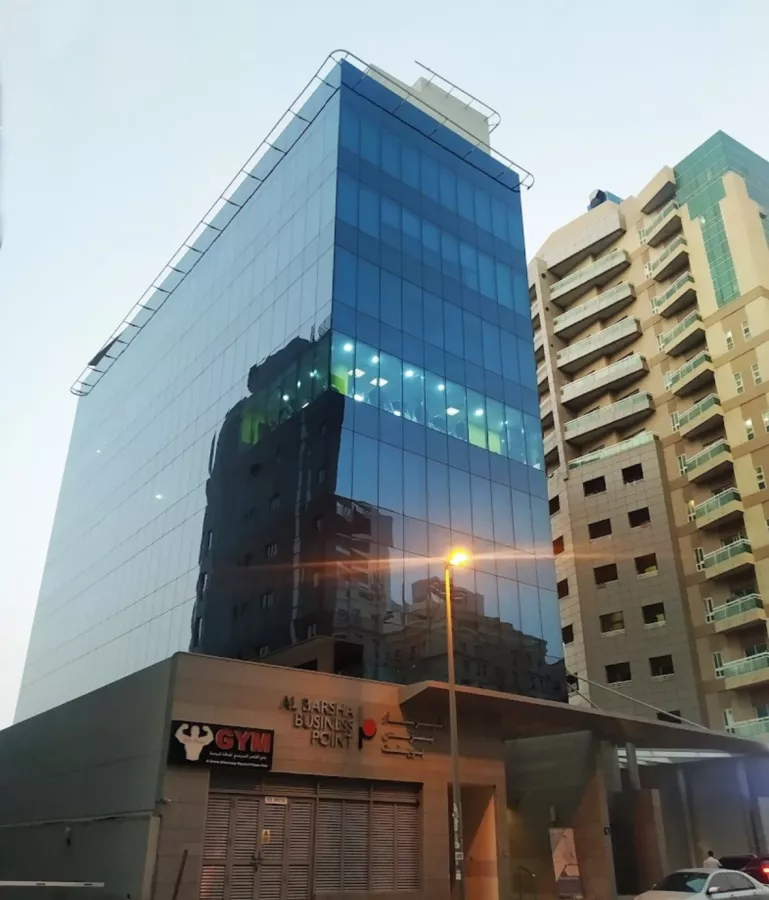 Фитнес Almas GYM & FITNESS CLUB в Дубаи: Фитнес , Тренировки , Тренажёрный зал , Развиваться, Кардио, Спортивный клуб , Следить за здоровьем,