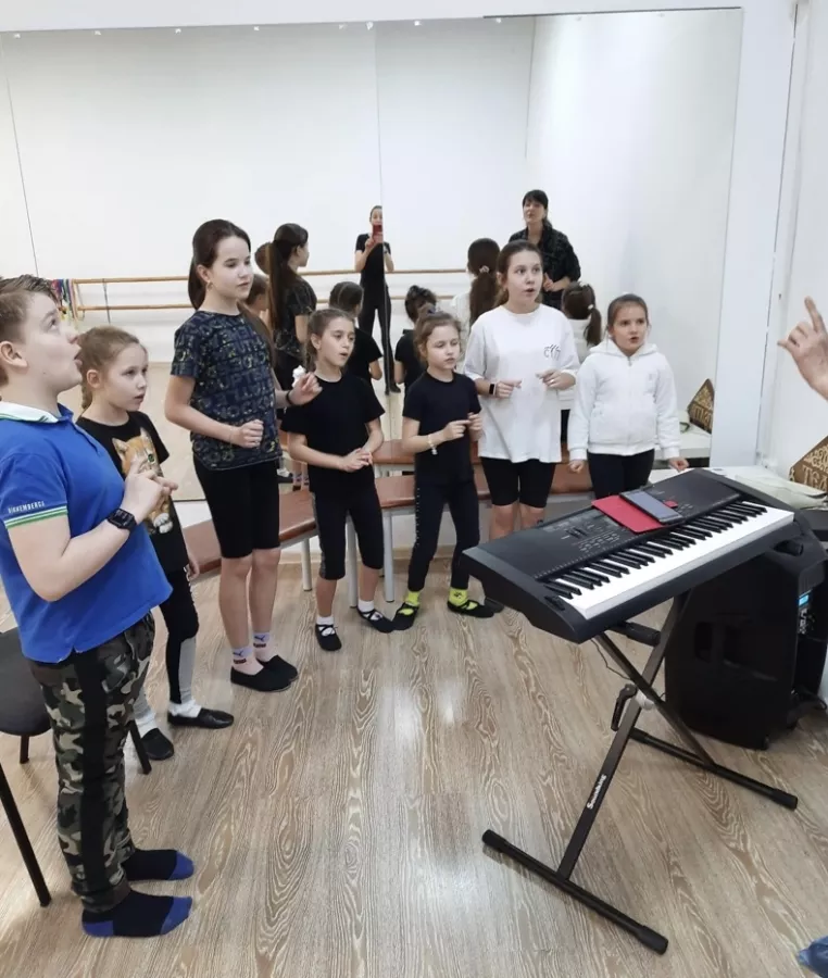 Школа актёрского мастерства АртистТы в Краснодаре: Хобби, Вокал, Хореография, Кинематограф, Студия,