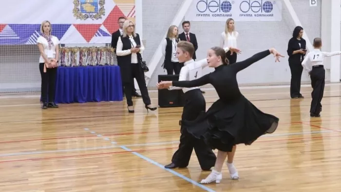 Танцевальный спортивный клуб "Алмаз"