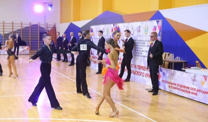 Танцевальный спортивный клуб "Алмаз"