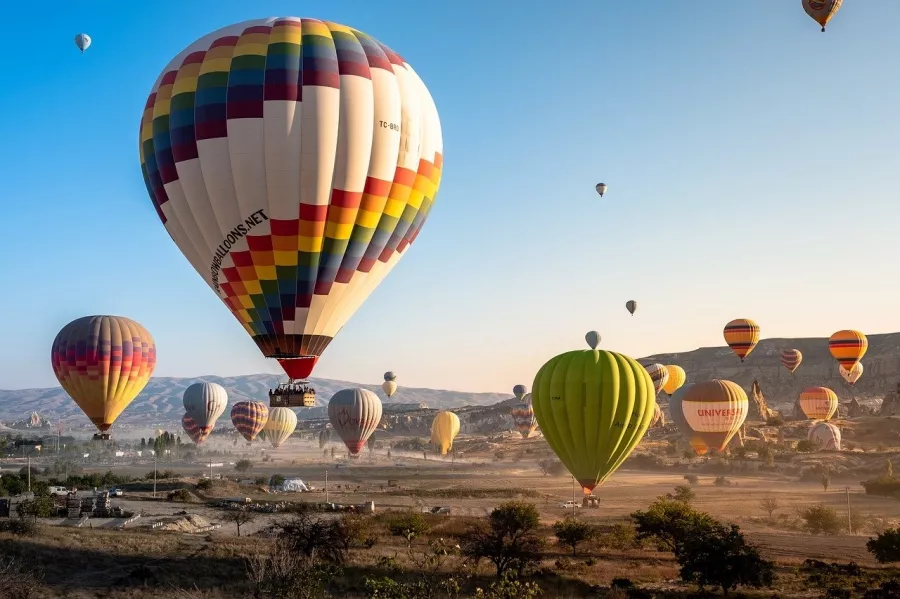 Полет на воздушном шаре Hot Air Balloon Uae в Дубаи: Воздушный шар, Полет, Экстрим, Balloon, Aeroclub, Extreme,