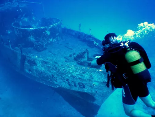 Дайвинг "Desert Sports Diving Club"