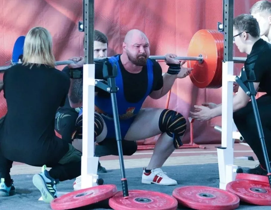 Спортивный клуб Fitness -тайм в Ставрополе: Спортивный клуб , Развиваться, Тренажёры , Тренер, Массаж , Следить за здоровьем,