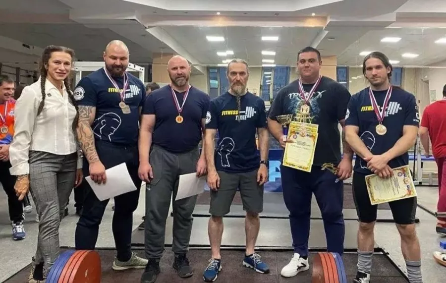 Спортивный клуб Fitness -тайм в Ставрополе: Спортивный клуб , Развиваться, Тренажёры , Тренер, Массаж , Следить за здоровьем,