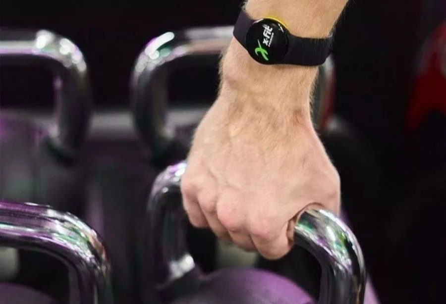 Фитнес клуб XFIT в Екатеринбурге: Фитнес , Тренер, Тренажёры, Гибкость , Развиваться, Следить за здоровьем,