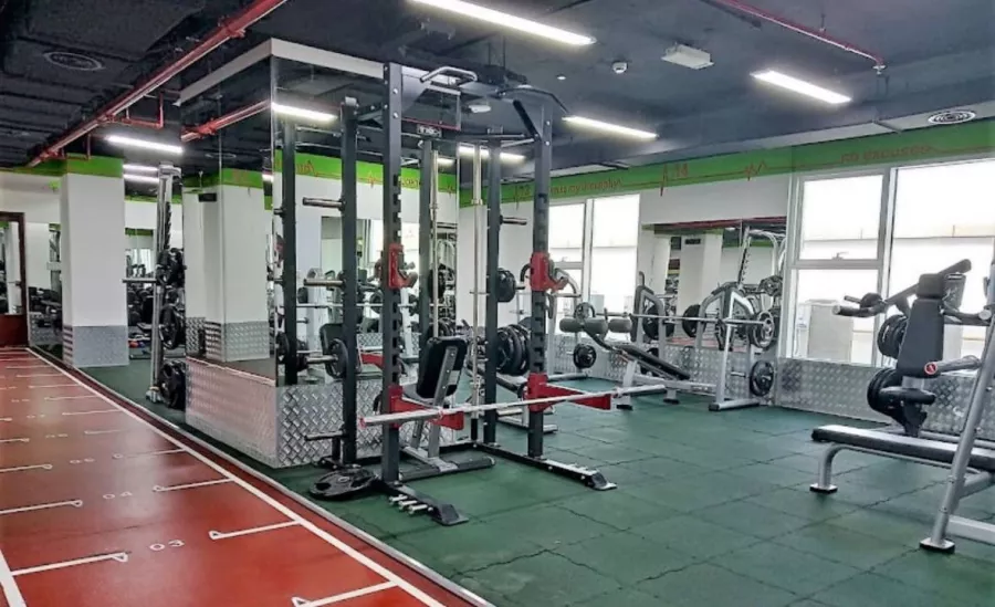 Фитнес California в Дубаи: Fitness , Развиваться, Фитнес , Бассейн , Силовые тренировки , Тренажёрный зал , Тренировки ,