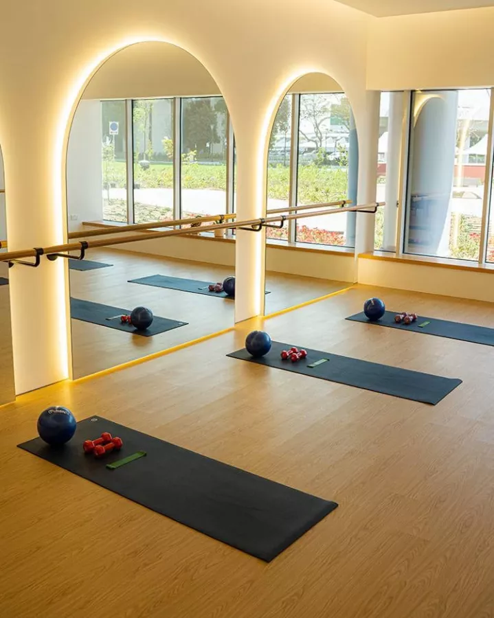 Йога Zoga Yoga Cafe в Дубаи: Йога, Развиваться, Фитнес , Пилатес, Растяжка , Гибкость ,