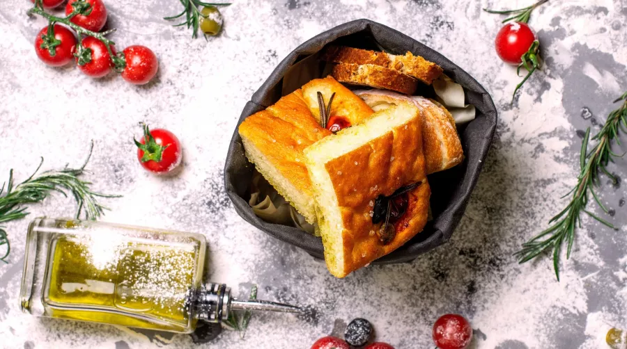 Ресторан Каза Ностра в Ереване: Ресторан, Европейская кухня, Алкоголь, Морепродукты, Пицца, Для особых случаев , Для свиданий, Итальянская кухня, Высокая кухня,
