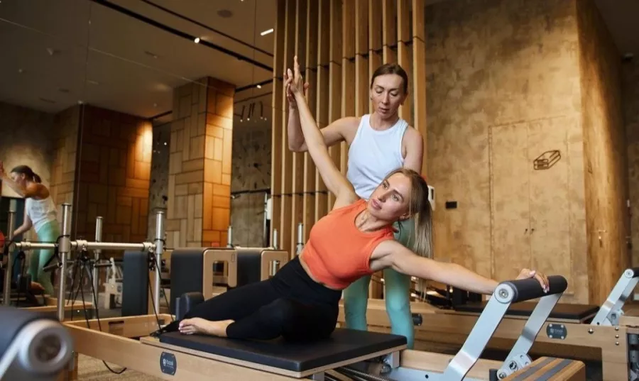 Пилатес -студия Pilates studio RCC в Екатеринбурге: Пилатес , Тренер, Растяжка , Гибкость , Следить за здоровьем, Развиваться,