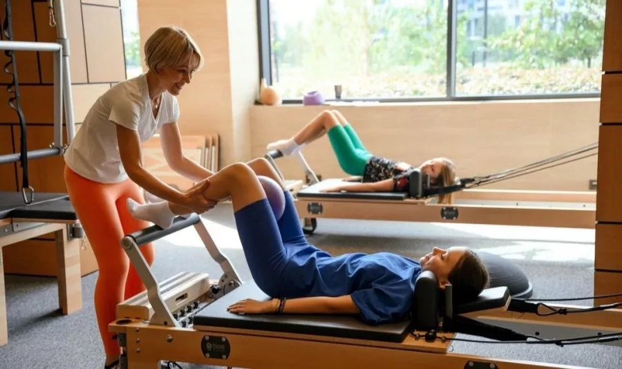 Пилатес -студия Pilates studio RCC в Екатеринбурге: Пилатес , Тренер, Растяжка , Гибкость , Следить за здоровьем, Развиваться,