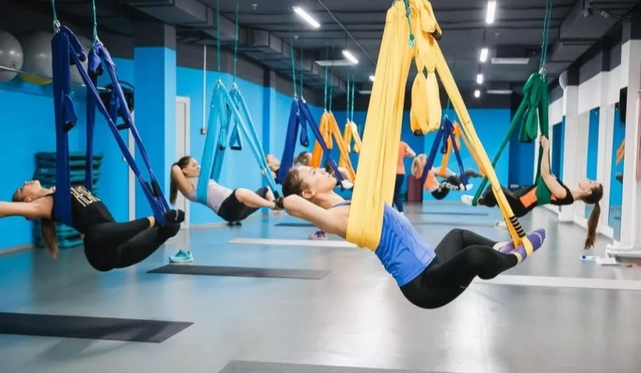 Фитнес клуб Bright Fit в Екатеринбурге: Тренажёры, Тренер, Развитие, Здоровье,