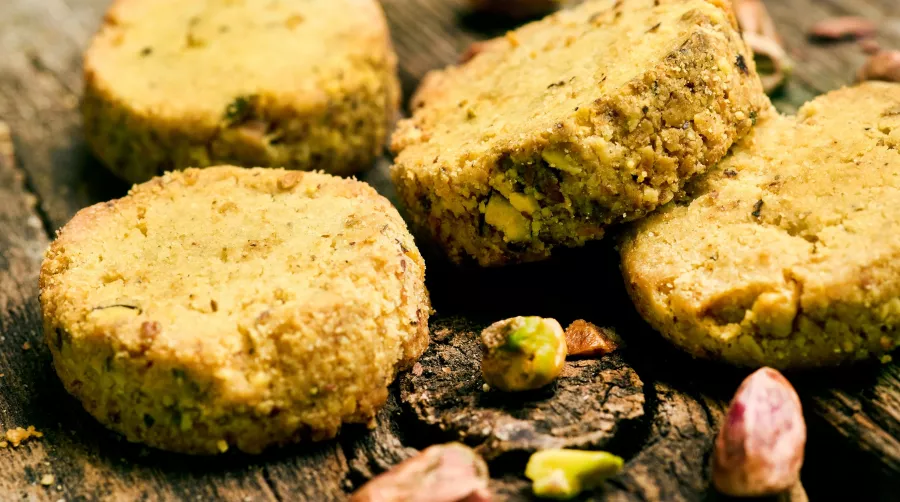 Ресторан Seasons Sweetland в Ереване: Европейская кухня, Десерты, Мороженое, Выпечка, Кофе, Блины и вафли, Завтраки, Веранда, Банкет, Для особых случаев,