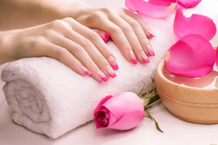 Салон красоты Julie Thusan Hair and Beauty  на  Бали